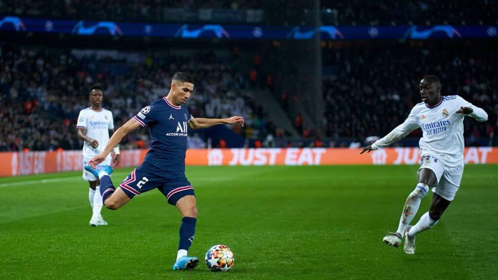 حكيمي يعود للتدريبات الجماعية ويستعد للمشاركة ضد ريال مدريد