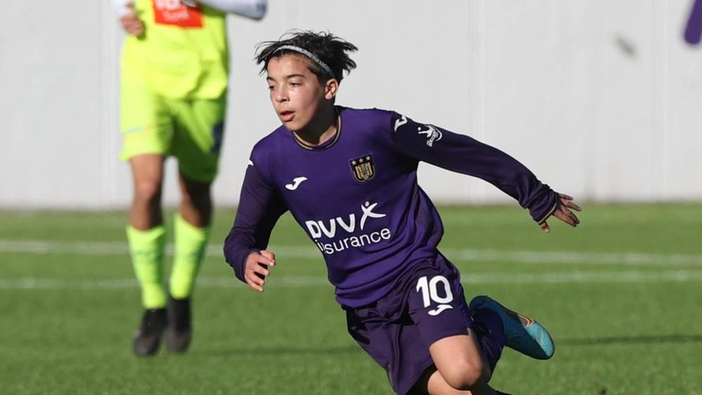 رسميا/ أندرلخت يعلن رحيل "موهبته الصاعدة" المغربي الأصل ريان بونيدا