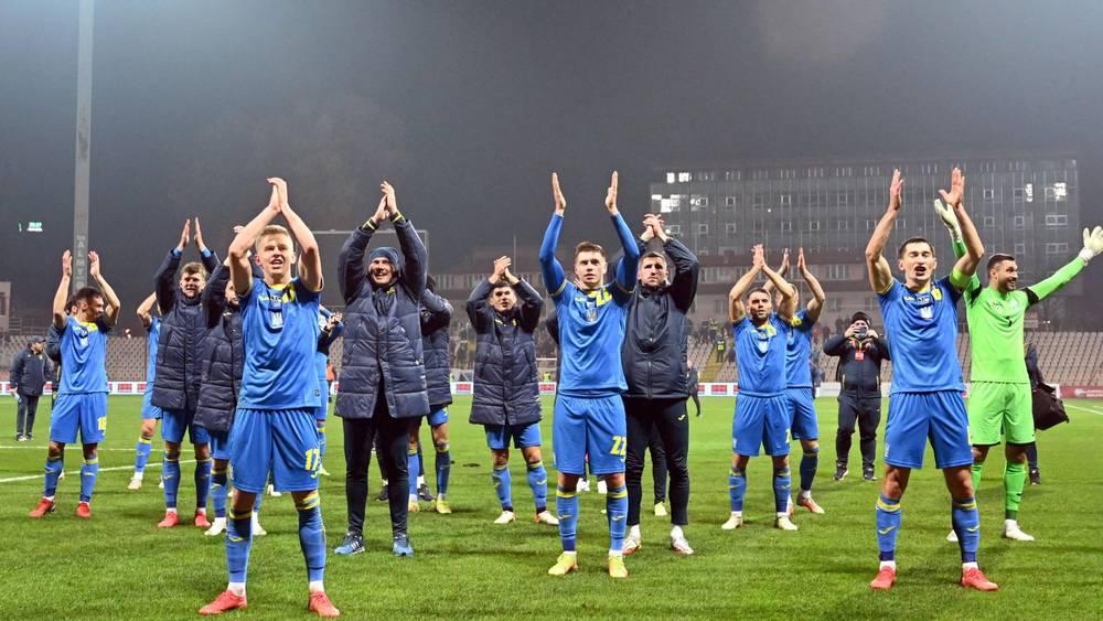 الفيفا يتجه للموافقة على تأجيل مباراة أوكرانيا وأسكتلندا في "الملحق"