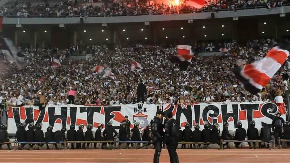 فصيل "الوايت نايتس" "غاضب" بسبب "العدد المحدود للجماهير" في مباراة الوداد ويكتب للاعبيه: "لا بديل عن الإنتصار"