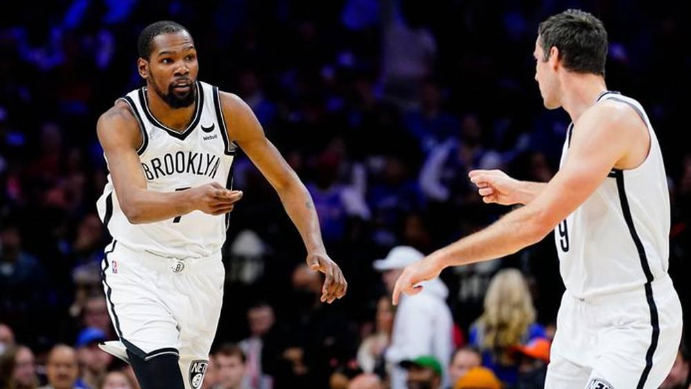NBA: les Nets corrigent les Sixers, les Warriors croquent les Nuggets