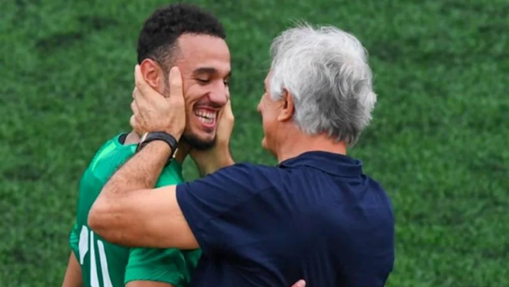 Présélectionné par Vahid, Mazraoui réagit