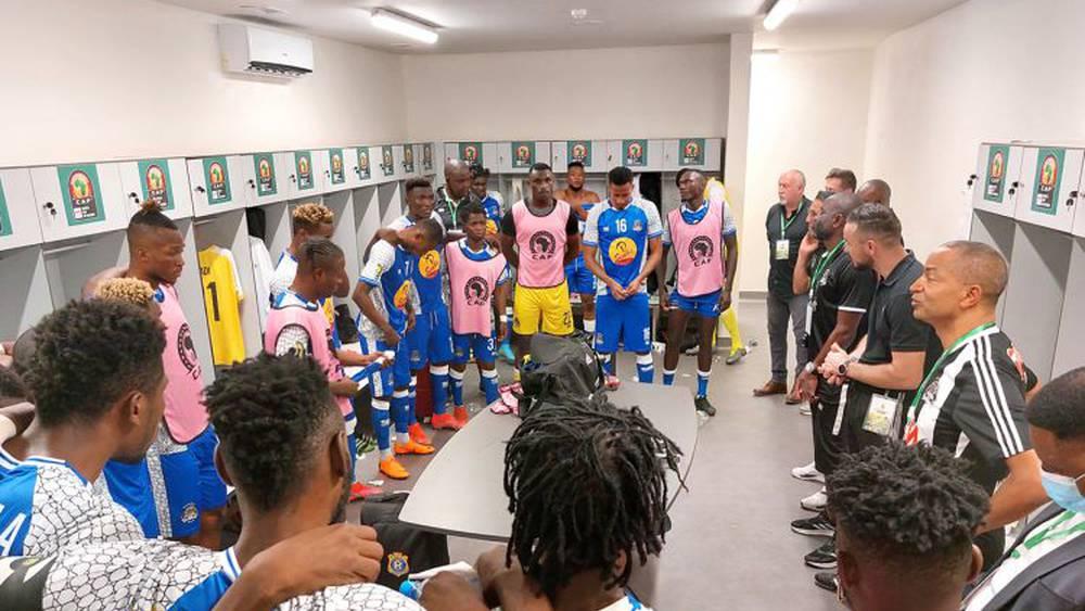 بعد انتهاء مهلة "تسليم" كأس الدوري لفيتا كلوب.. متحدث باسم مازيمبي يصرح: "لسنا وكالة بنكية للاحتفاظ بالكأس والميداليات وبعدها يُطلب منّا إعادة كل شيء"!