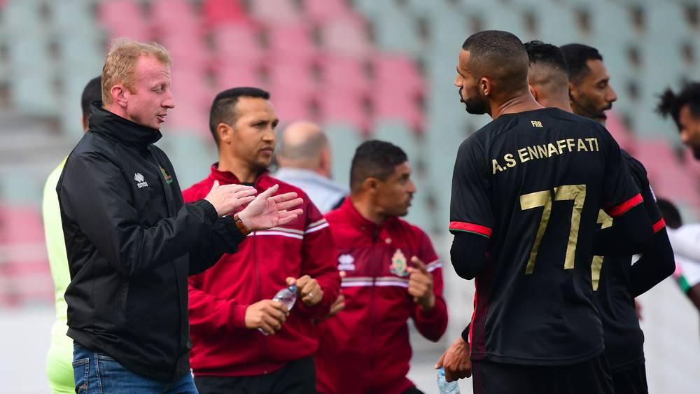 فاندنبروك: "النفاتي؟ ماذا قدّم لغاية الآن؟ تعاقدنا معه لأنه يملك إمكانيات مهمة لكن في 6 أو 7 مباريات لم يمنح سوى تمريرة حاسمة واحدة"