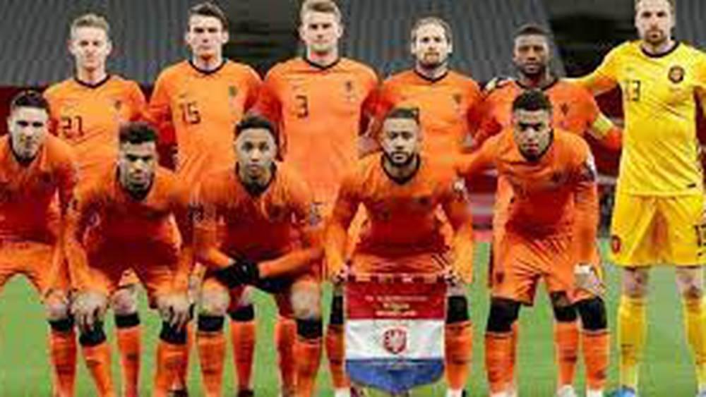 Van Gaal convoque un nouveau joueur avec les Pays-Bas