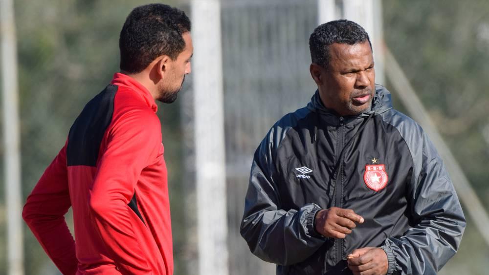 الشابي: "بكل تواضع المدرب التونسي هو رقم 1 في أفريقيا وأتمنى تتويج الترجي بلقب دوري أبطال أفريقيا"