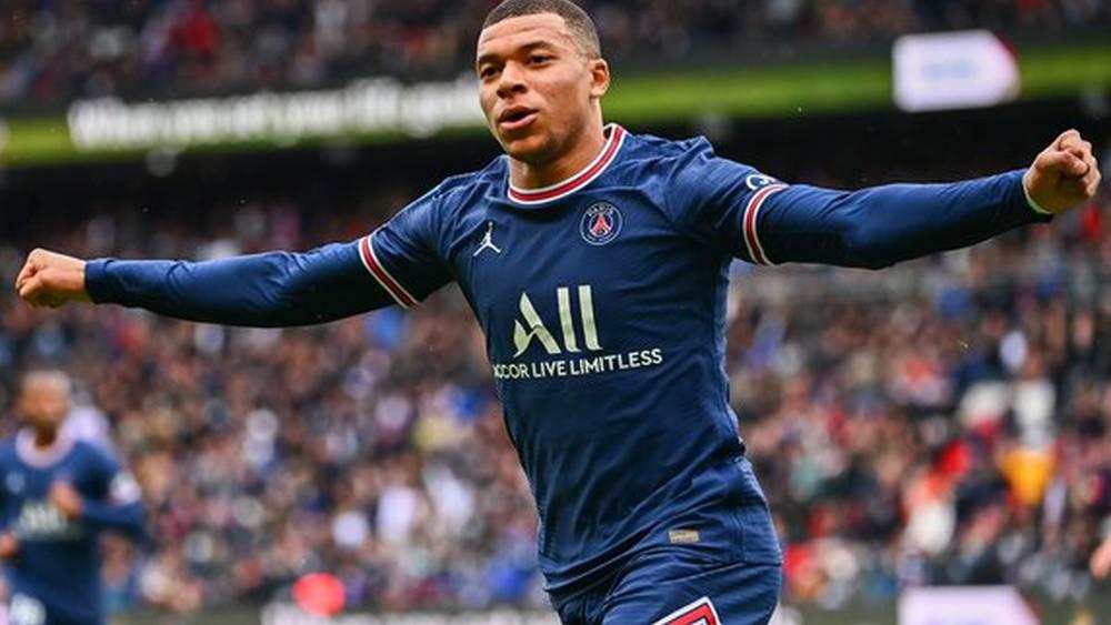 Le père de Kylian Mbappé va jouer avec le Variétés Club de France