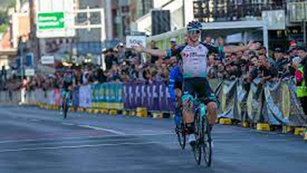 Tour de Catalogne : Kaden Groves remporte la 2e étape