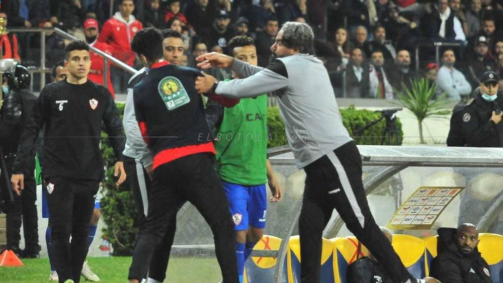 مدحت عبد الهادي بعد إبعاده عن الزمالك إثر تصرفه في مباراة الوداد: "لا أستحق هذا المصير.. لم أضرب حامل الكرات بالنيران مثلا ثم إنه شابٌّ وليس طفلاً"