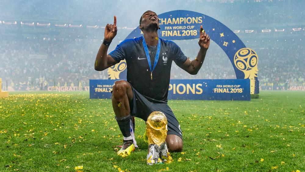 بوجبا يعترف بسرقة ميدالية الفوز بكأس العالم أثناء عملية السطو على منزله