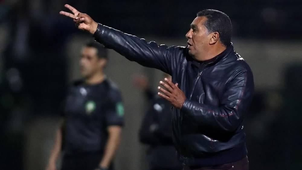 الطاوسي: "عانينا أمام رجاء بني ملال أكثر من المباراة السابقة ولعب الأشواط الإضافية سيشكل مصدر إرهاق للاعبين"