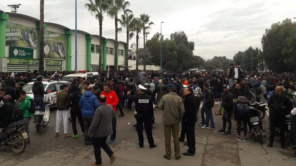 شركة "كازا إيفنت" تصدم جماهير الرجاء وتطرح تذاكر مباراة الأهلي بالشبابيك العادية