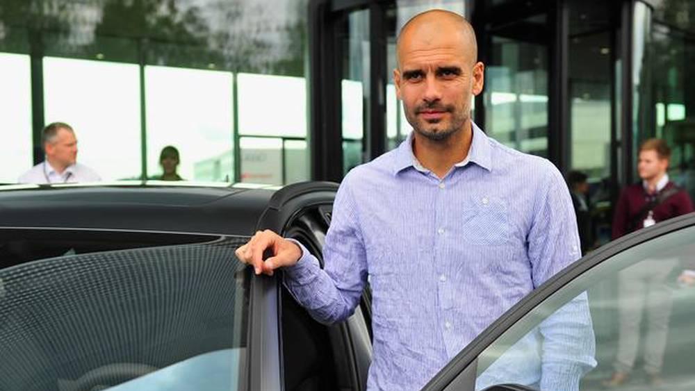 غوارديولا يحطم سيارات بنصف مليون إسترليني منذ توليه تدريب السيتي!