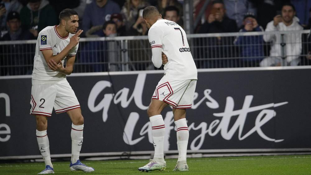 سان جيرمان يقترب من حسم لقب "الليغ 1" بثلاثية في مرمى أنجيه وحكيمي "يصنع" هدفا جديدا