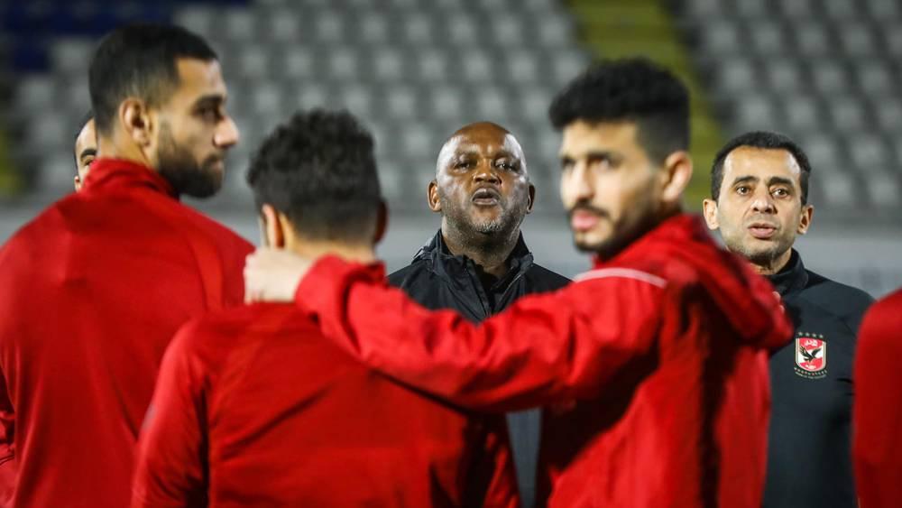 مستجدات الأهلي قبل مواجهة الرجاء.. موقف معلول "غير واضح" ومحاضرة نظرية من موسيماني للإعداد النفسي والخطيب يجتمع باللاعبين