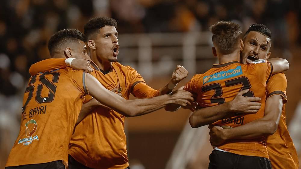 كأس الكونفدرالية الأفريقية/ نهضة بركان يتجاوز اختبار المصري البورسعيدي ويصعد لملاقاة مازيمبي في المربع الذهبي