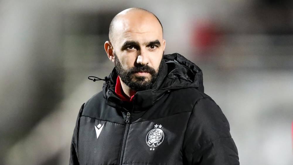 وليد الركراكي: "ماعرفتْش علَاش الفراقِي فينما كايخسرُو كاينتاقدو التّحكيم"