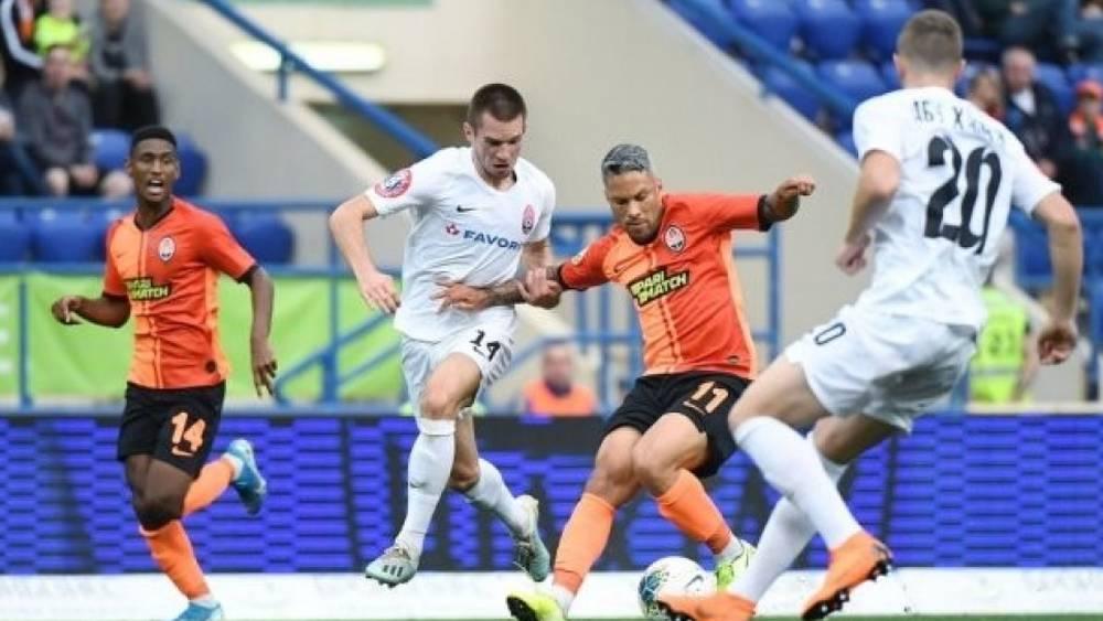 إلغاء الدوري الأوكراني لكرة القدم وحجب اللقب