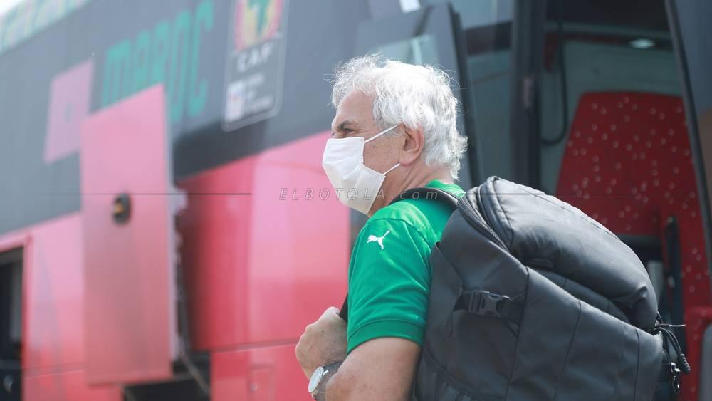 الجامعة تنفي إقالتها لخليلوزيتش وتؤكد أن هذا الأخير ما زال في عطلة وسيعود للمغرب خلال الأسبوع الجاري