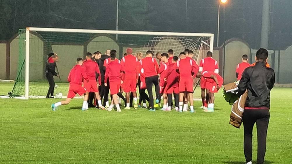 الوداد يخوض أول حصة تدريبية في أنغولا مساء يومه الخميس