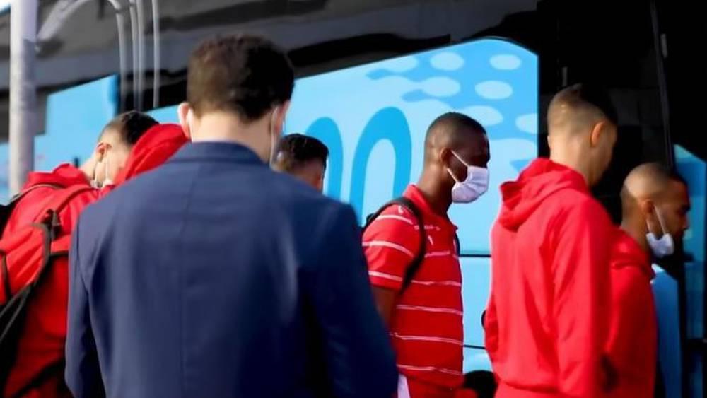 بعثة الوداد تغادر أنغولا في اتجاه المملكة بعد الفوز على بيترو أتلتيكو