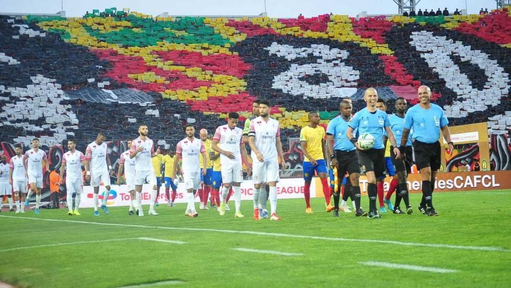 "الكاف" يُغرم الوداد 18 ألف دولار ويُهدّده بالحرمان من جماهيره لمباراتيْن قادمتيْن في نسخة دوري الأبطال الموسم المقبل