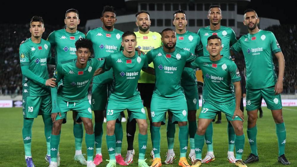 "الكاف" يعاقب الرجاء بمبارتين "دون جمهور" في مسابقاته القارية وغرامة قدرها 44 ألف دولار