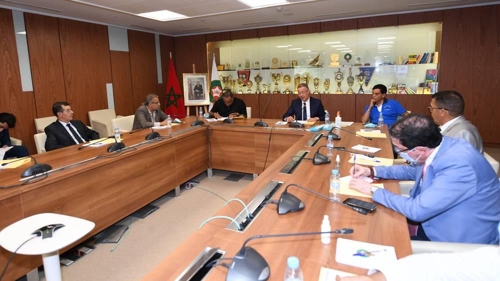 رسميا/ الميركاتو الصيفي بالدوري الاحترافي ينطلق في فاتح غشت وينتهي في الـ31 منه والجامعة تُحدّد شروط إبرام التعاقدات