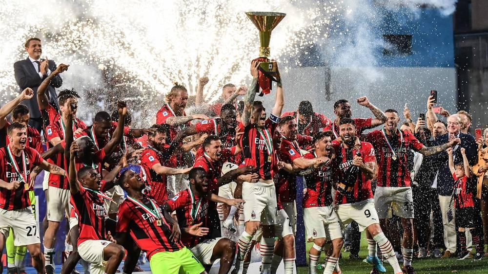 الإنتر واليوفي ونابولي يهنئون ميلان بمناسبة فوزه بـ"السكوديتو"