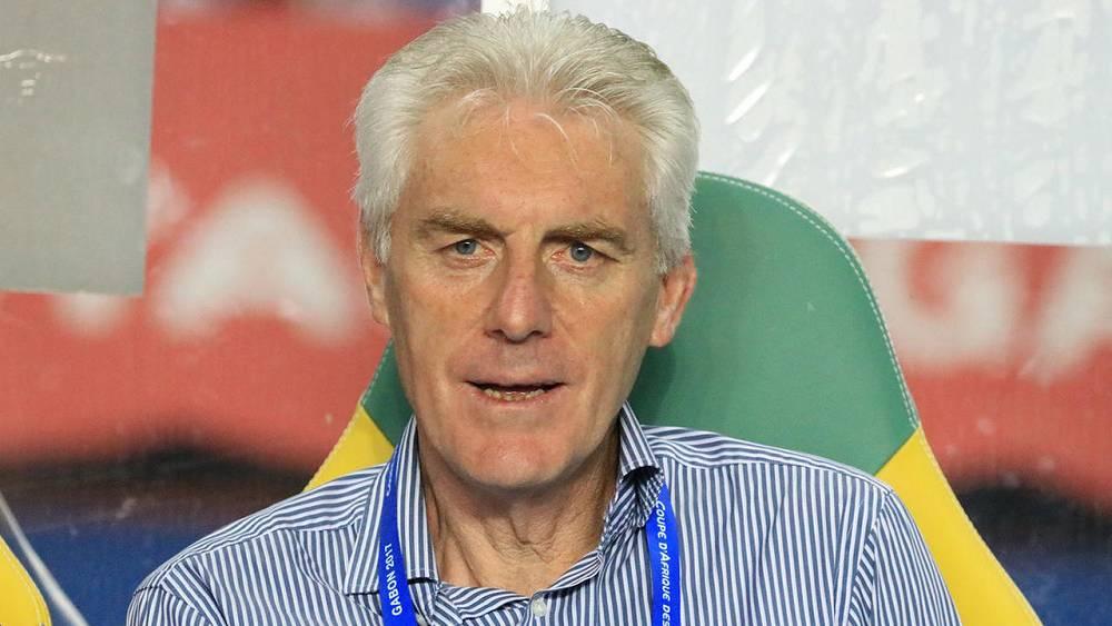 مدرب جنوب أفريقيا بروس يعلن عن قائمة الـ23 لاعبا لمواجهة المغرب في تصفيات "كان الكوت ديفوار 2023"