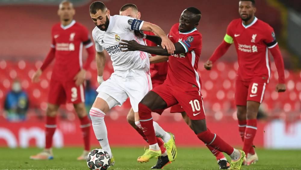 ماني: "بنزيما واحد من أفضل المهاجمين في العالم لكنني لا أعتقد أنه سيكون نفس اللاعب يوم السبت"