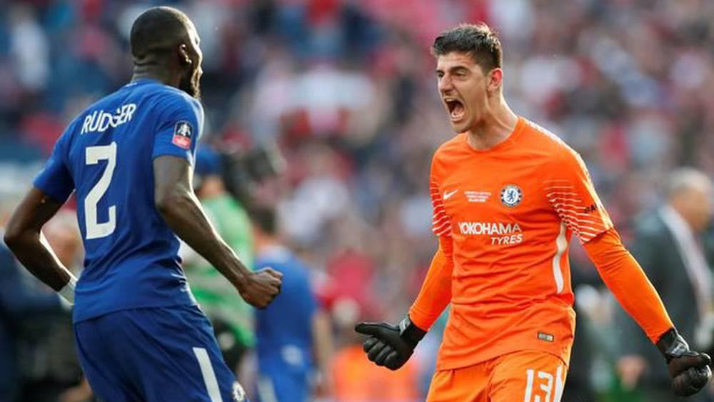 بصورة لهما في تشيلسي.. تيبو كورتوا يرحب بروديغير في ريال مدريد