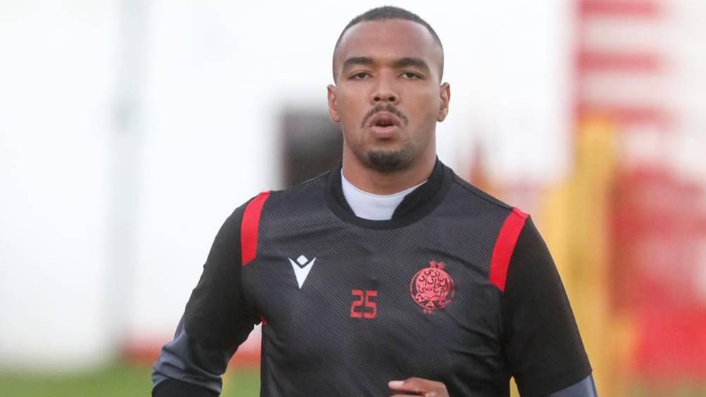 فرحان يواصل الغياب عن تداريب الوداد بسبب المرض