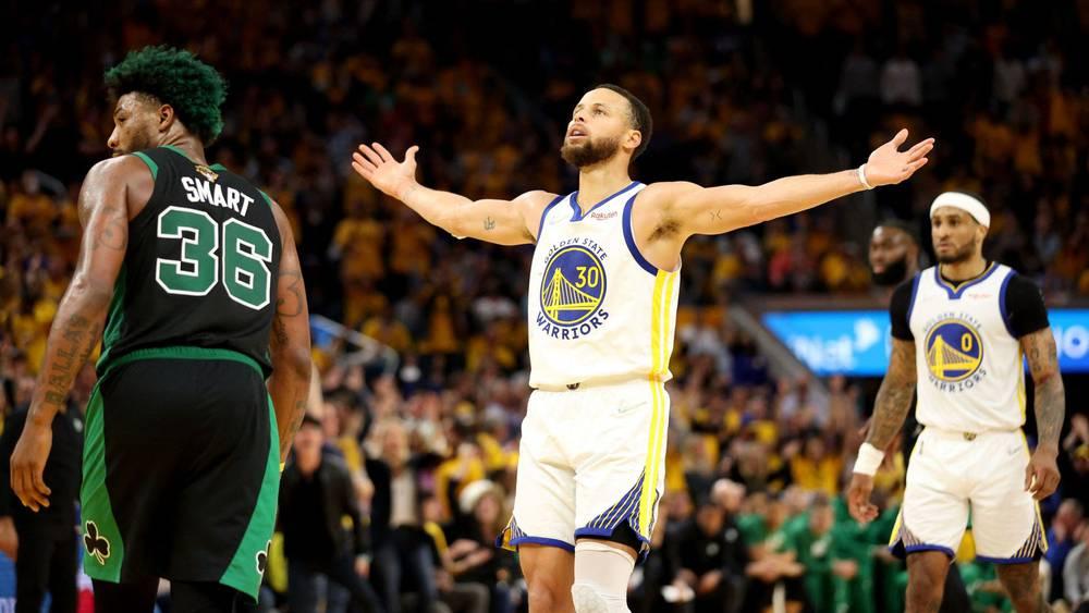 Finale NBA: Wiggins et Thompson rapprochent les Warriors du titre