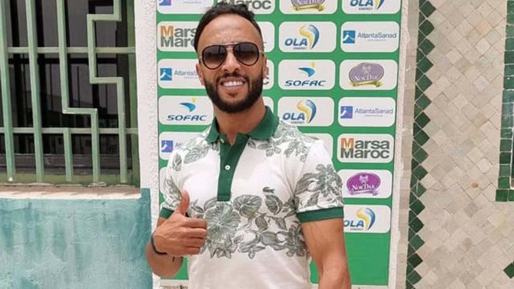 الراقي يعلن انخراطه في نادي الرجاء ويؤكد: "حان الوقت من أجل تقديم الإضافة والدعم للفريق من زاوية أخرى"