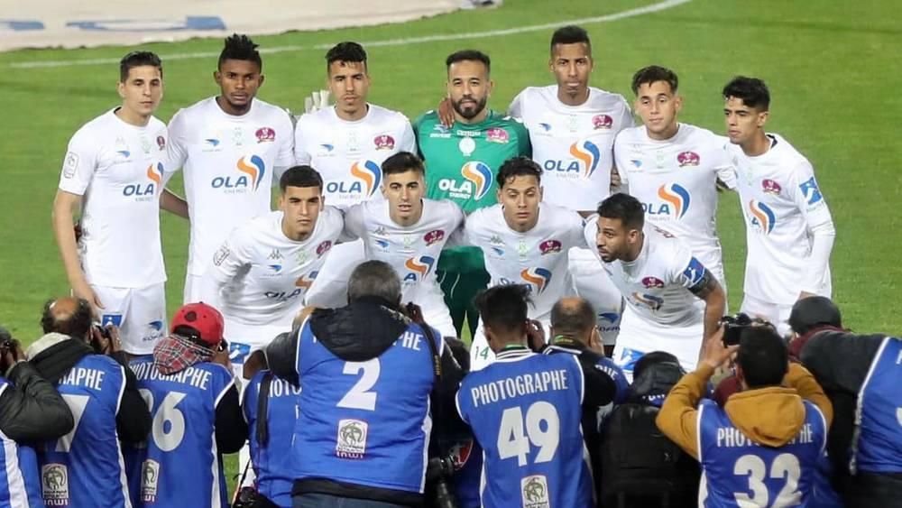 التشكيلة الرسمية للرجاء في مباراة "الديربي".. العرجون ومكعازي أساسيان والهبطي وبنجديدة في الاحتياط