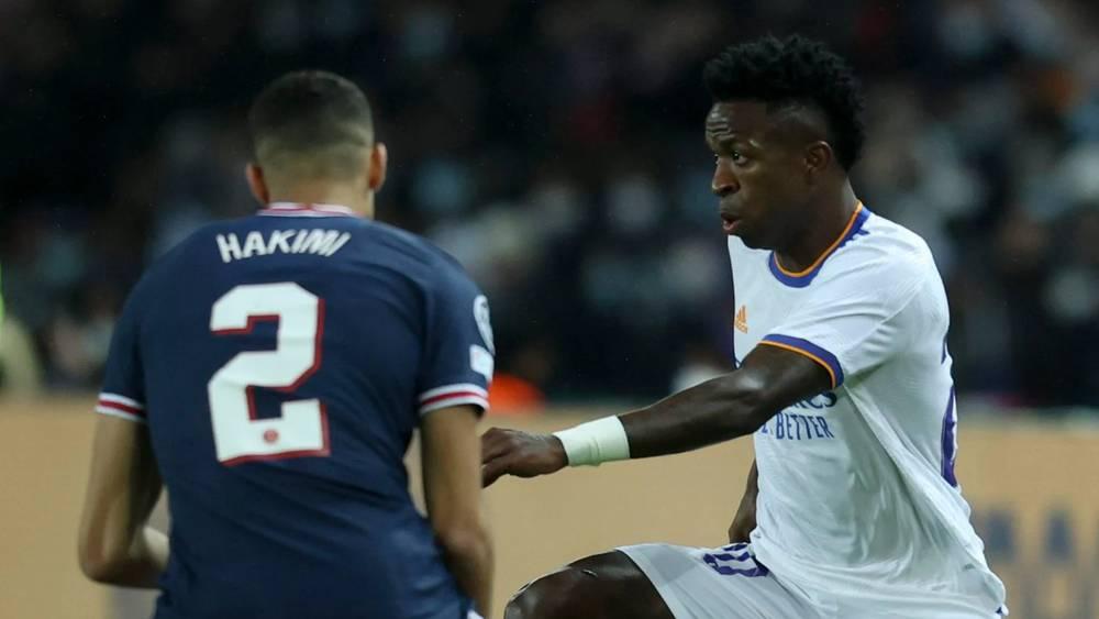 "ماركا" الإسبانية: "باريس سان جيرمان طلب من فينيسيوس عدم تجديد عقده ويحاول إغراءه براتب 40 مليون يورو سنويًا"