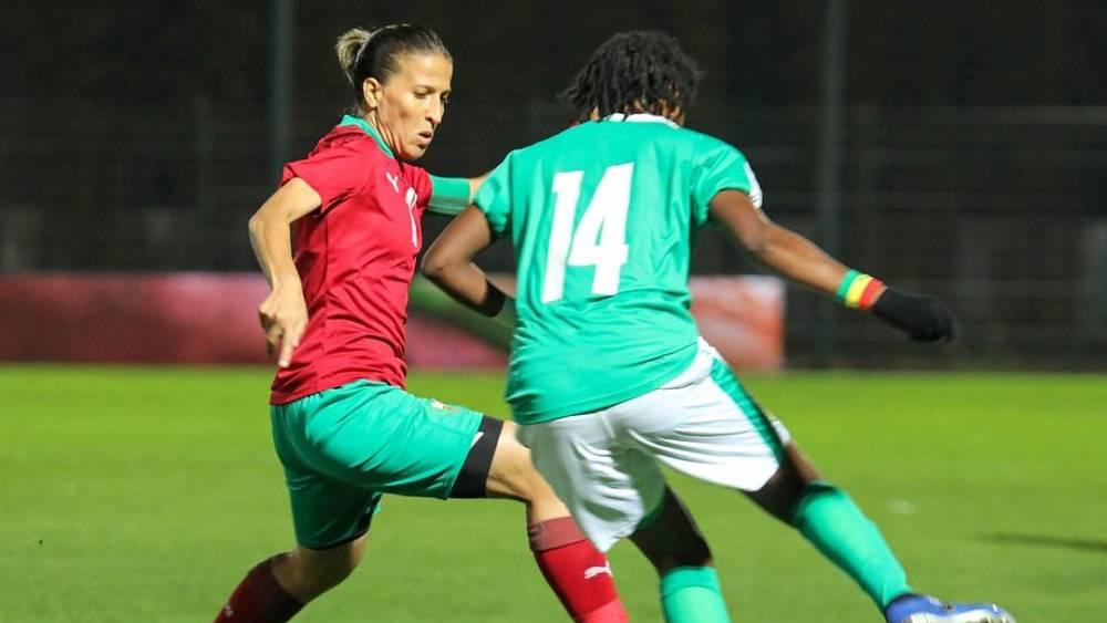 بدري (لاعبة المنتخب المغربي): "مواجهة زامبيا مكَّنتْنا من معرفة مستوانا الحالي ونتمنى أن نقول كلمتنا في 'الكان'"