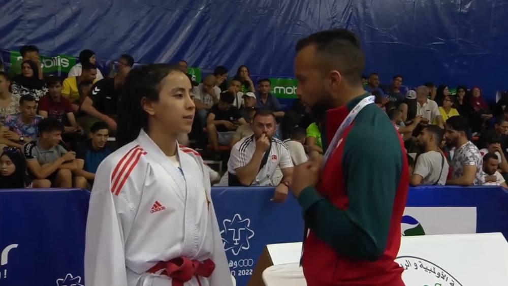 دورة الألعاب المتوسطية/ "الحيطي" تهدي المغرب أول ميدالية بتحقيقها لبرونزية الكاراتي أقل من 50 كلج بعد انتصارها على المصنفة الأولى عالميا