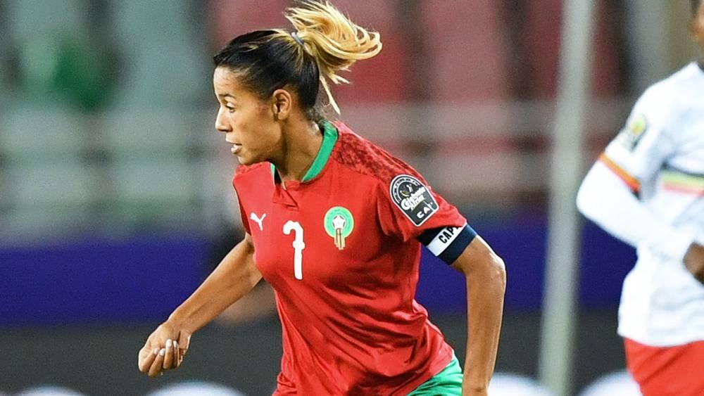 "الكاف" عن لاعبة المنتخب المغربي غرلان الشباك: "قائدة حقيقية وتتمتع برؤية جيدة للعبة"