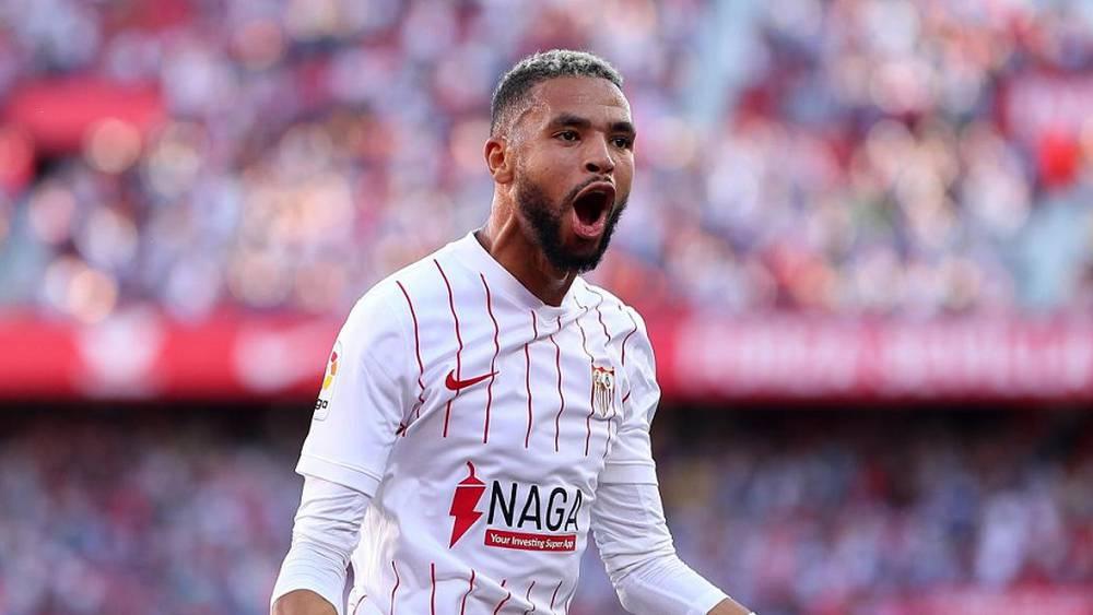 المدير الرياضي لإشبيلية عن مستقبل النصيري: "كانت هناك اتصالات من أندية عديدة تم رفضها ولدينا ثقة كبيرة في هذا اللاعب"