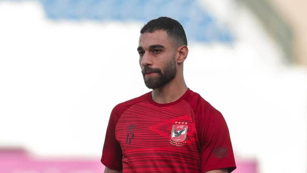 "الكاف" يراسل الأهلي المصري ويطالبه بتوضيحات "فورية" لسبب رمي عمرو السولية "الميدالية الفضية" بعد خسارة نهائي العصبة أمام الوداد