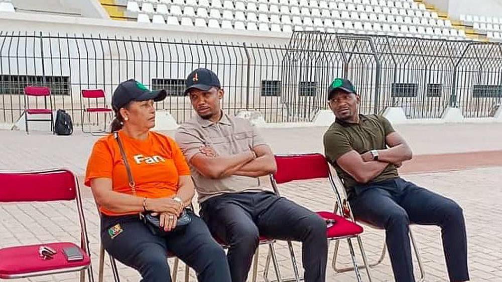 إيتو يحل بملعب محمد الخامس لمساندة منتخب بلاده في ربع نهائي كأس أمم أفريقيا للسيدات "المغرب 2022"