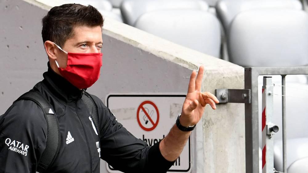 ليفاندوفسكي: "برشلونة في الطريق الصحيح للعودة إلى القمة وعمري لا يؤثر على قوتي الجسدية والعقلية"