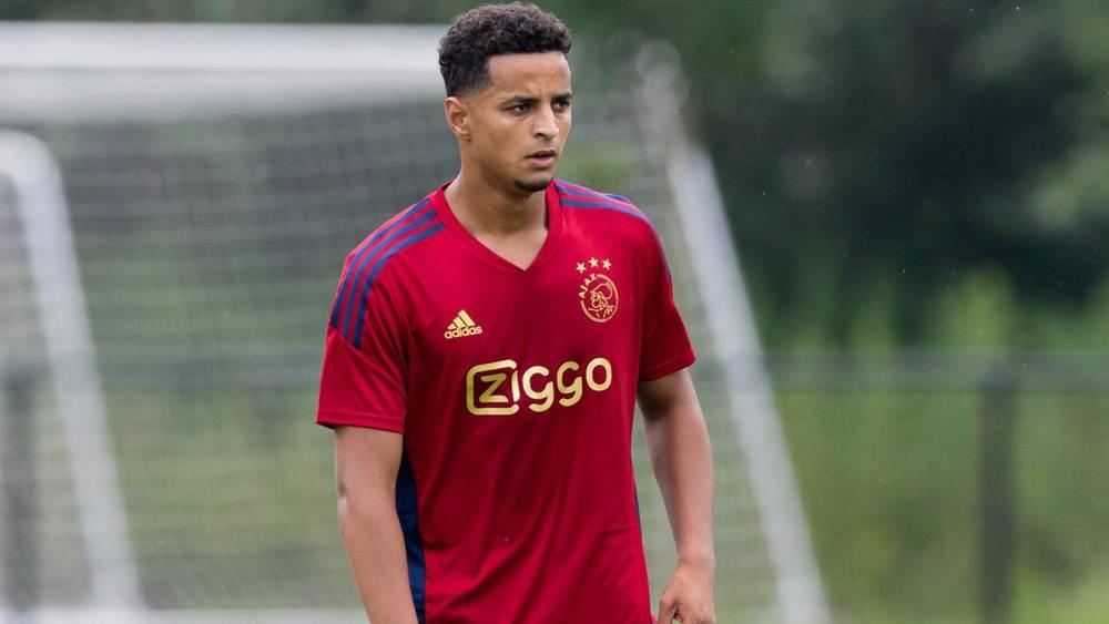 أياكس أمستردام يستبعد إحاتارن من معسكر النمسا الإعدادي بسبب الإصابة