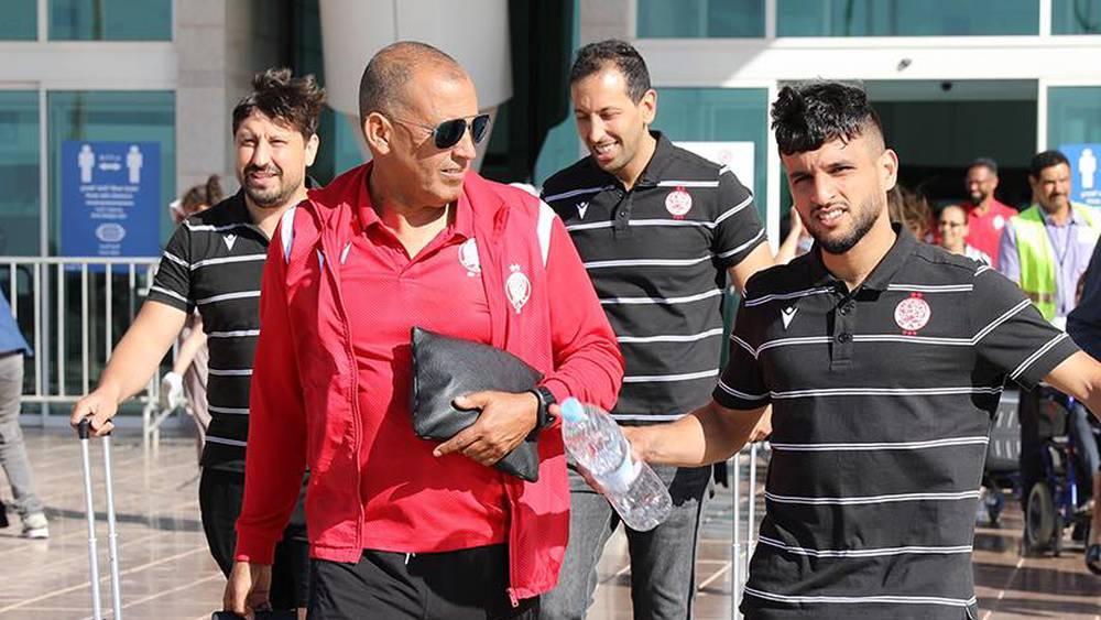 الوداد يتوجّه لفاس عشية اليوم والركراكي يُبرمج حصتيْن تدريبيتيْن قبل نصف نهائي كأس العرش أمام الفتح