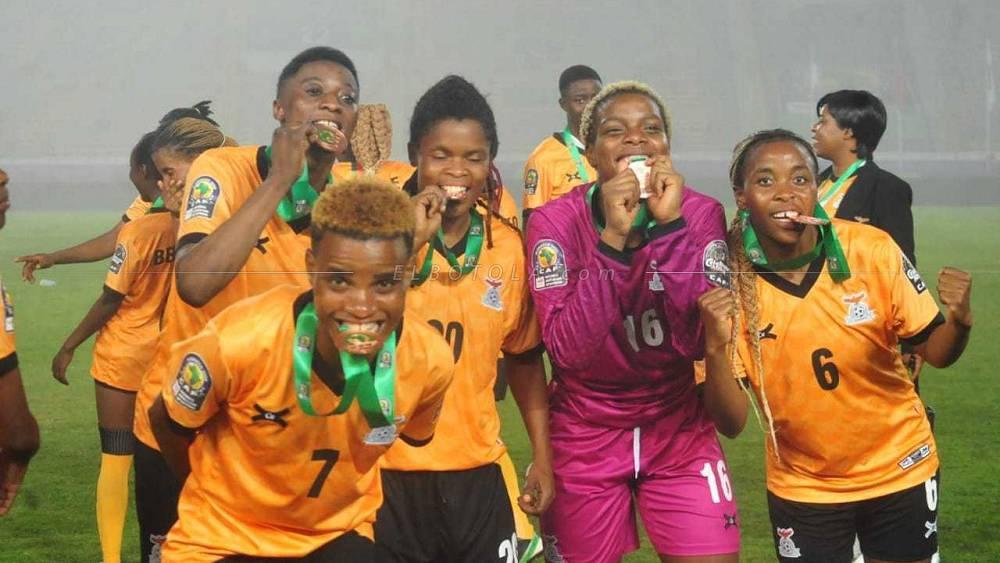بحضور موتسيبي.. لاعبات المنتخب الزامبي يتسلمن الميدالية البرونزية لكأس أمم أفريقيا للسيدات