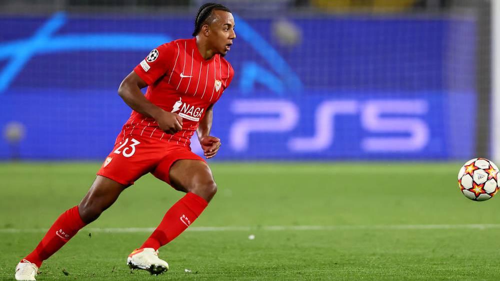 كوندي يُعطل انتقاله إلى تشيلسي طمعًا في الرحيل صوب برشلونة