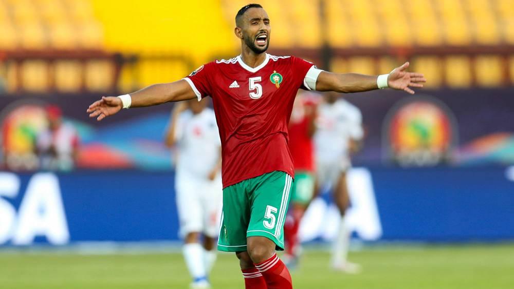 بنعطية للاعبات المنتخب المغربي قبل مواجهة جنوب أفريقيا: "جِيبُوها يا لبْناتْ"
