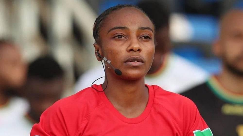 بعد اختيارها لإدارة مباريات "مونديال قطر".. الحكمة الرواندية سليمة موكانسانغا تقود نهائي "كان السيدات" بين المغرب وجنوب أفريقيا